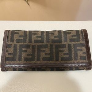 AUTHENTIC FENDI MONOGRAM BROWN CANVAS ZUCCA WALLET (pre loved)